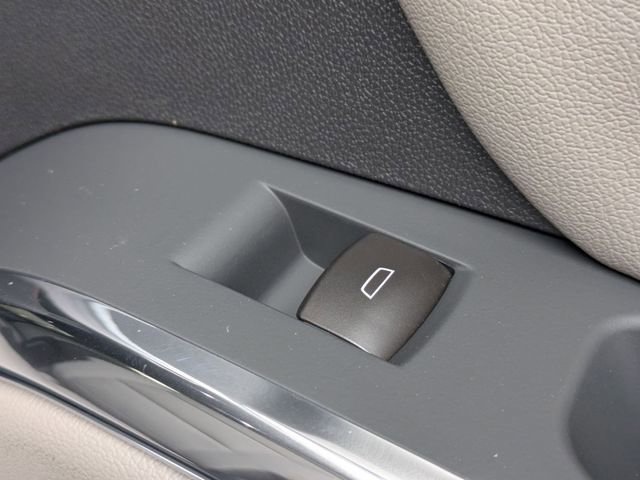 New 2026 Chevrolet Traverse LT w/ Sun and Wheel Package image 35