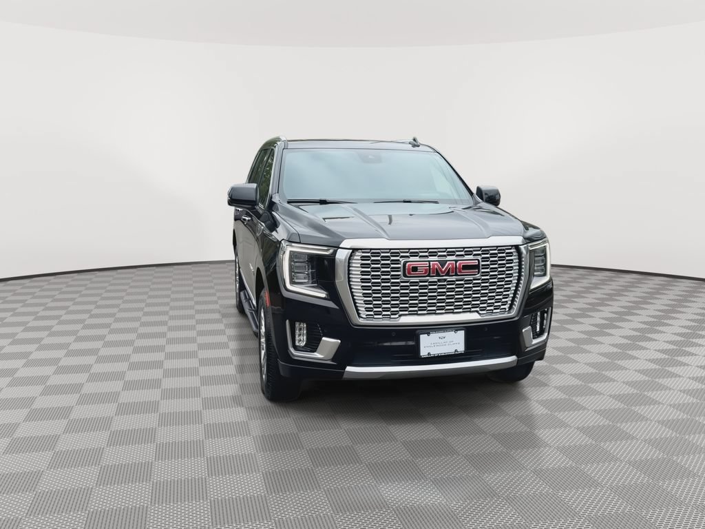 Used 2024 GMC Yukon Denali AWD/4WD image 3