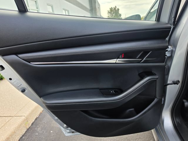 Used 2019 MAZDA MAZDA3 Sedan FWD image 23