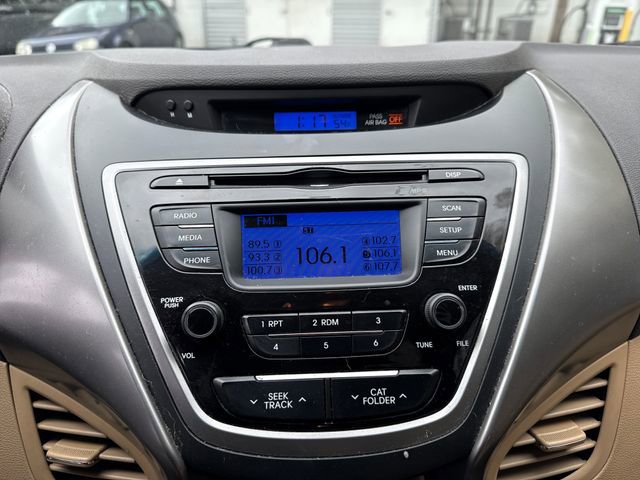 Used 2013 Hyundai Elantra GLS w/ Preferred Pkg image 22