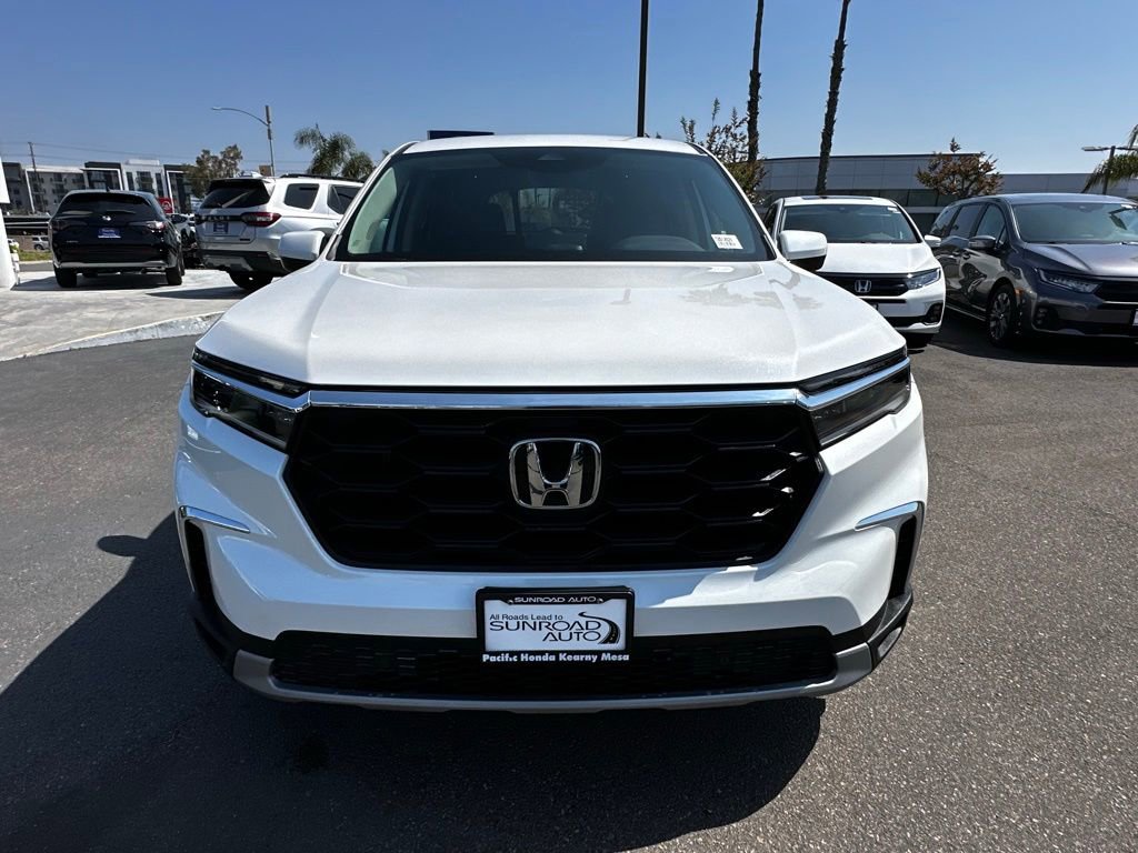 Used 2025 Honda Pilot EX-L image 3
