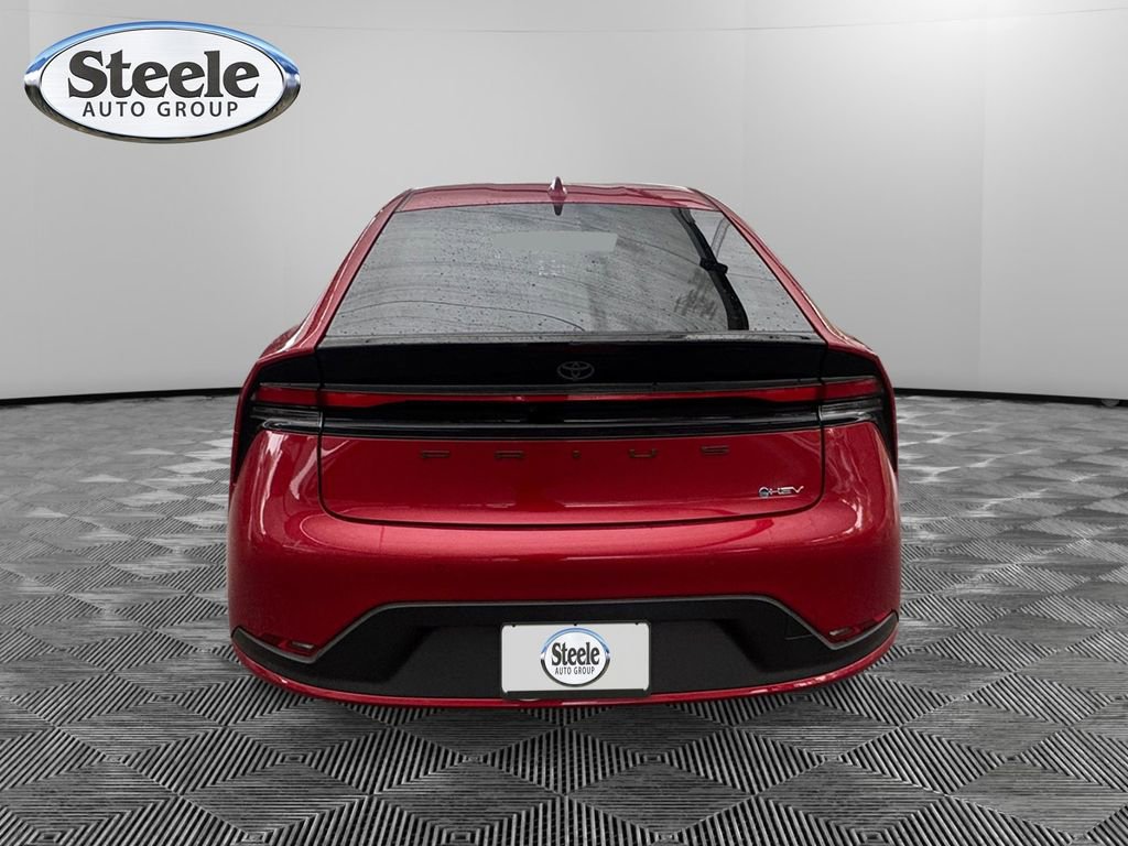Used 2023 Toyota Prius LE image 4
