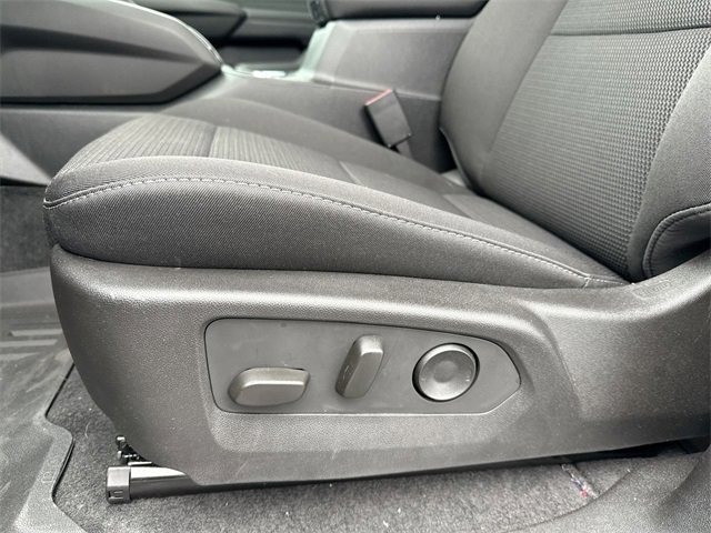 New 2026 GMC Canyon Elevation w/ Convenience Package image 12