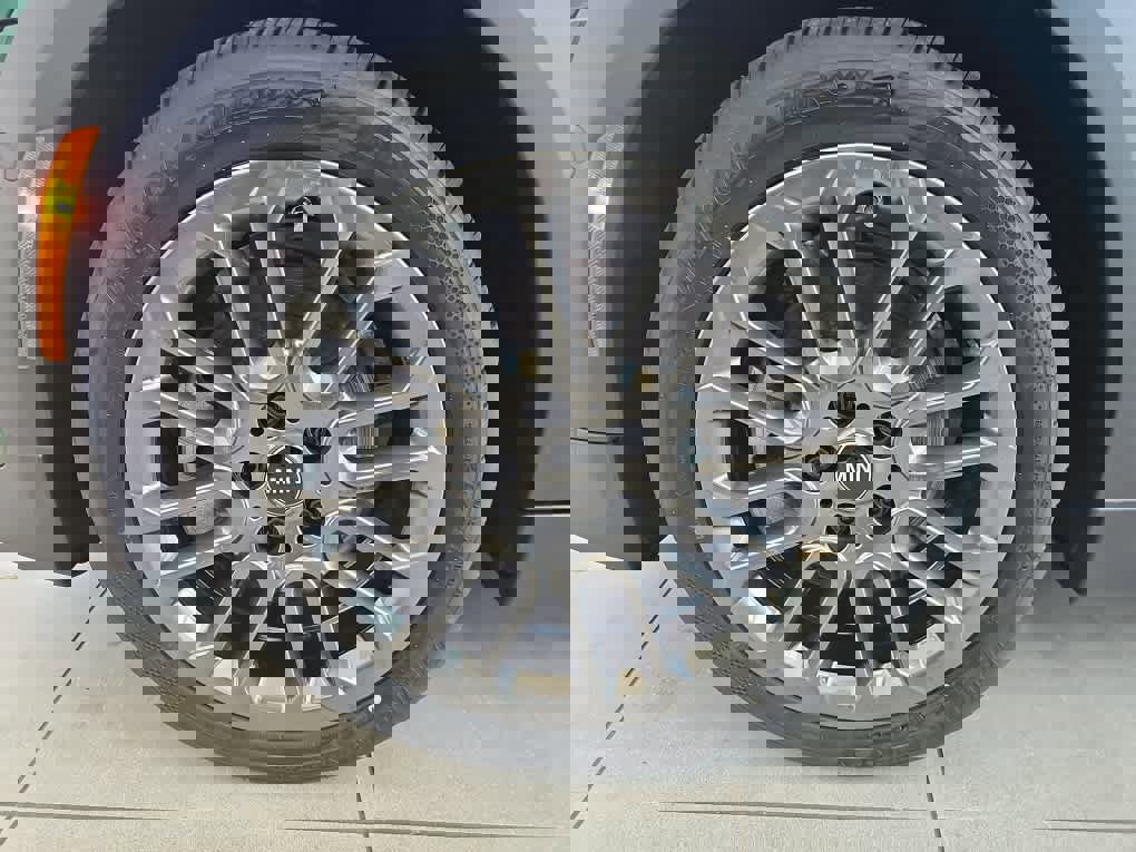 Certified 2025 MINI Cooper S image 23