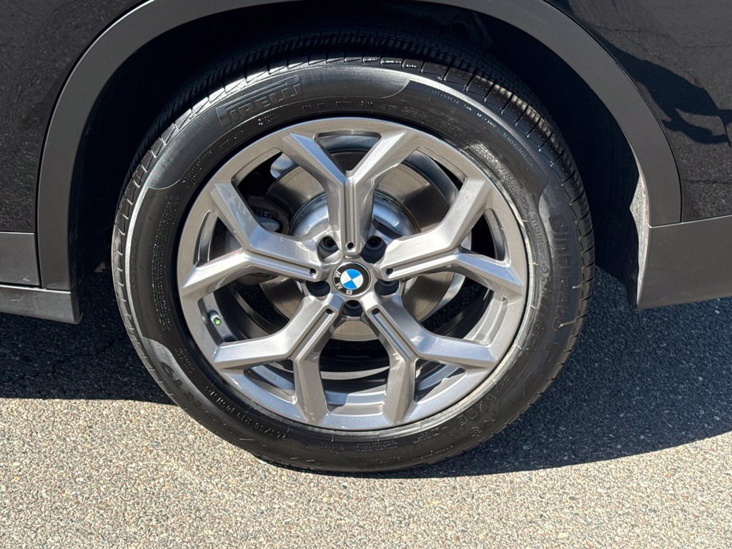 Certified 2024 BMW X3 sDrive30i w/ Premium Package w/ZPA RWD image 14