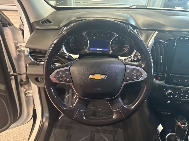 Used 2020 Chevrolet Traverse Premier w/ Redline Edition AWD/4WD image 13