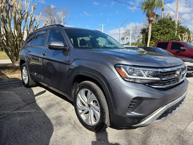 Used 2022 Volkswagen Atlas SE image 3