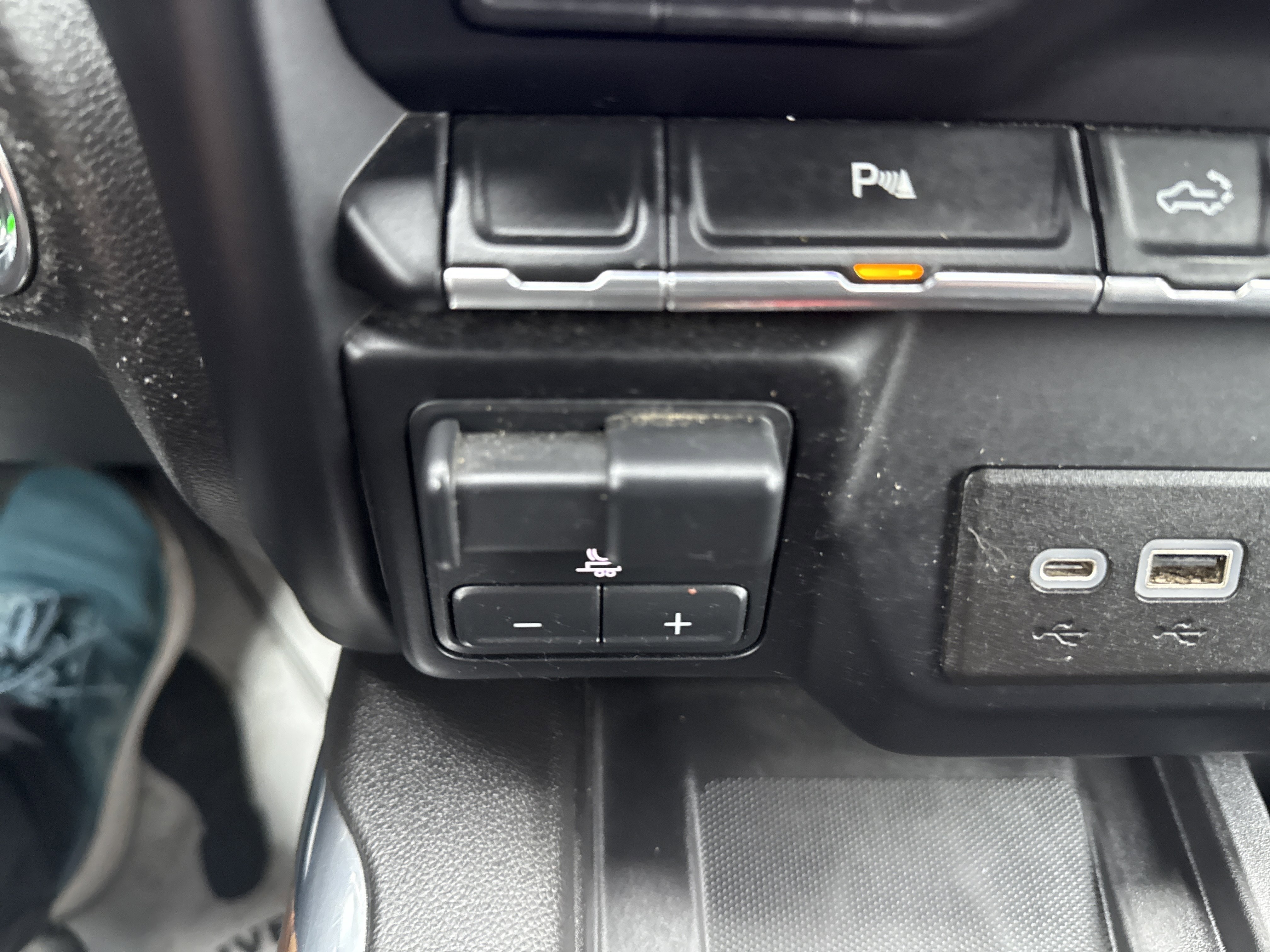 Used 2021 Chevrolet Silverado 1500 High Country w/ Z71 Off-Road Package image 26