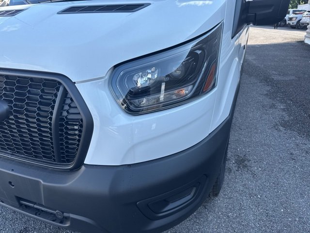 New 2025 Ford Transit 150 148 Medium Roof w/ Load Area Protection Package image 9