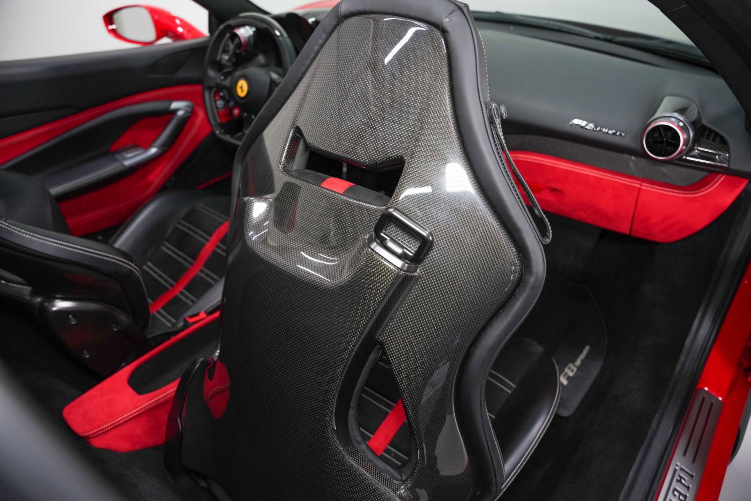 Used 2021 Ferrari F8 Tributo RWD image 38