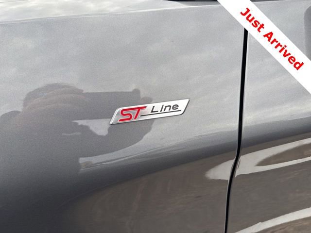 Used 2025 Ford Explorer ST-Line w/ ST-Line Street Pack image 10