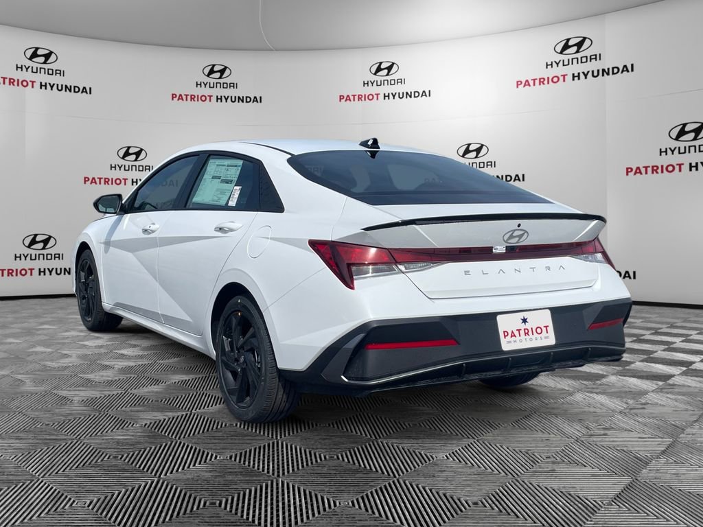 New 2026 Hyundai Elantra Sport image 5