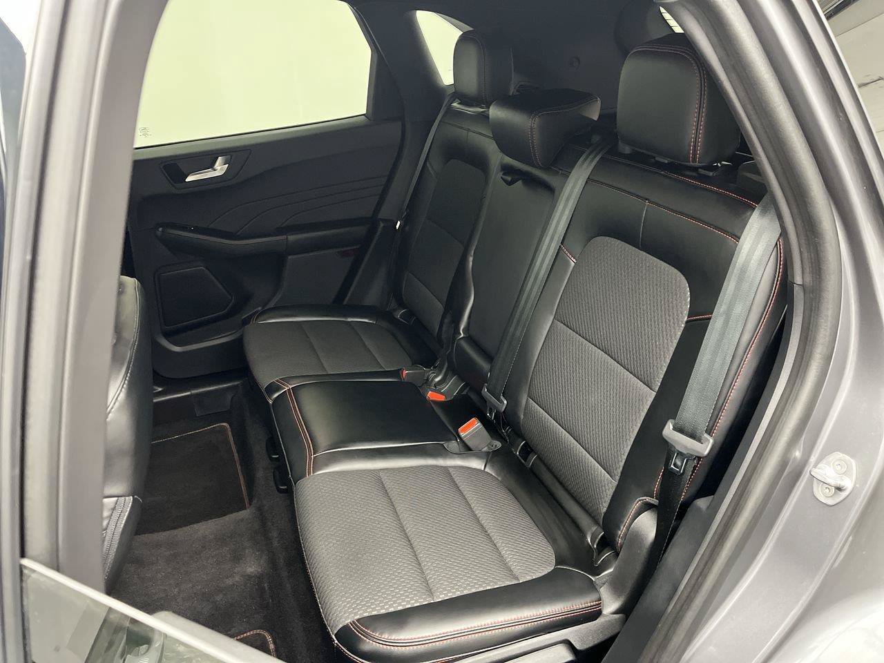Used 2023 Ford Escape ST-Line Select w/ Tech Pack #1 AWD/4WD image 13