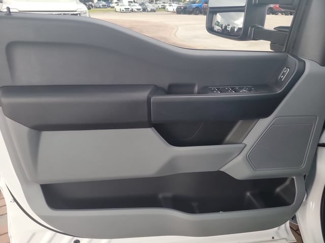 New 2026 Ford F350 XL w/ XL Chrome Package AWD/4WD image 17