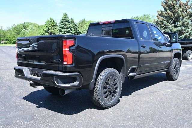 New 2026 Chevrolet Silverado 3500 High Country w/ Midnight Edition AWD/4WD image 3