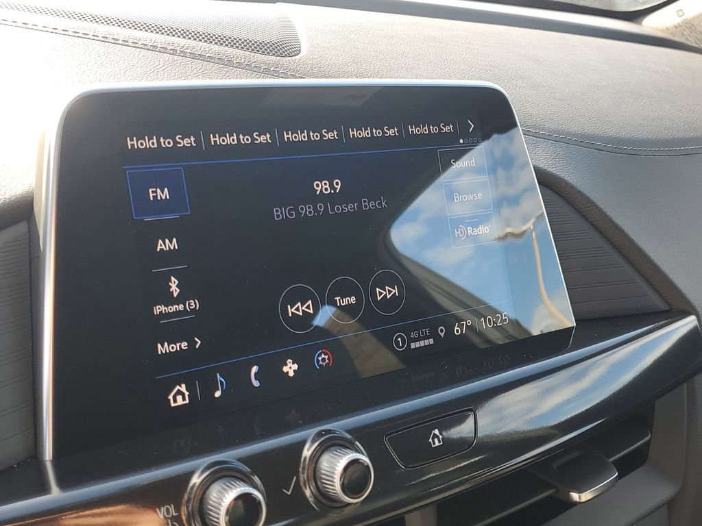 Used 2024 Cadillac CT4 Luxury image 30