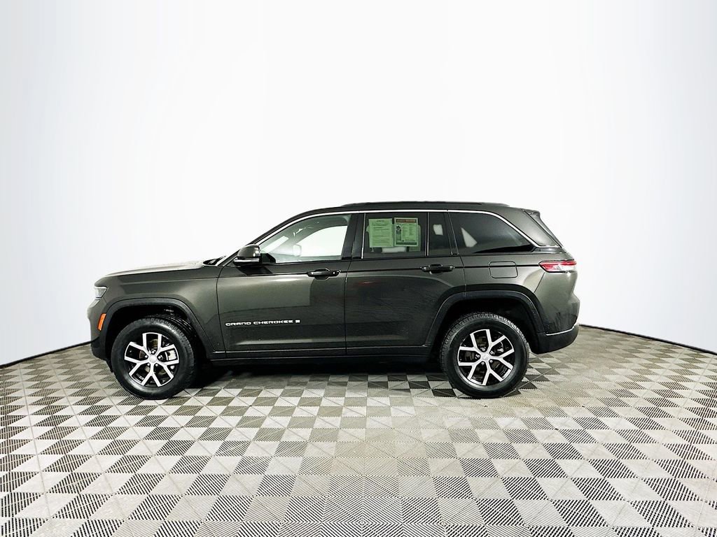 Certified 2024 Jeep Grand Cherokee Limited image 6