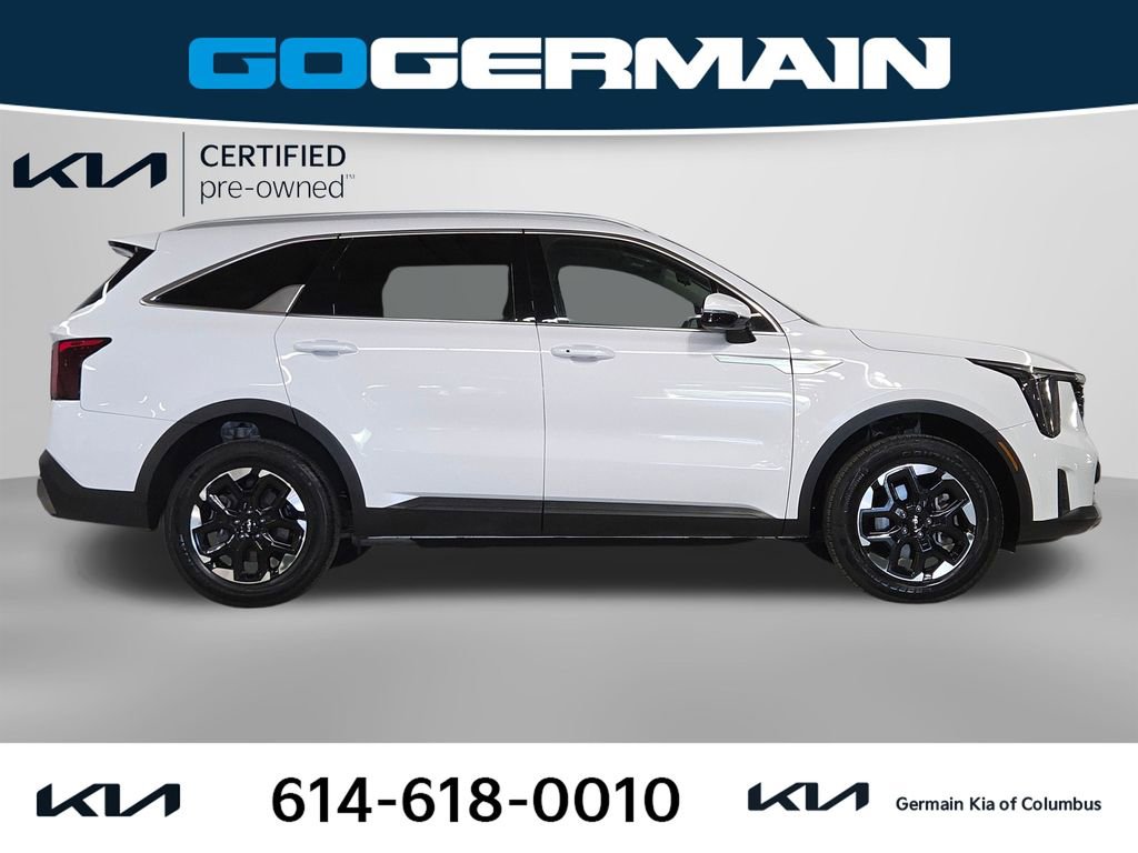 Certified 2025 Kia Sorento S AWD/4WD image 8