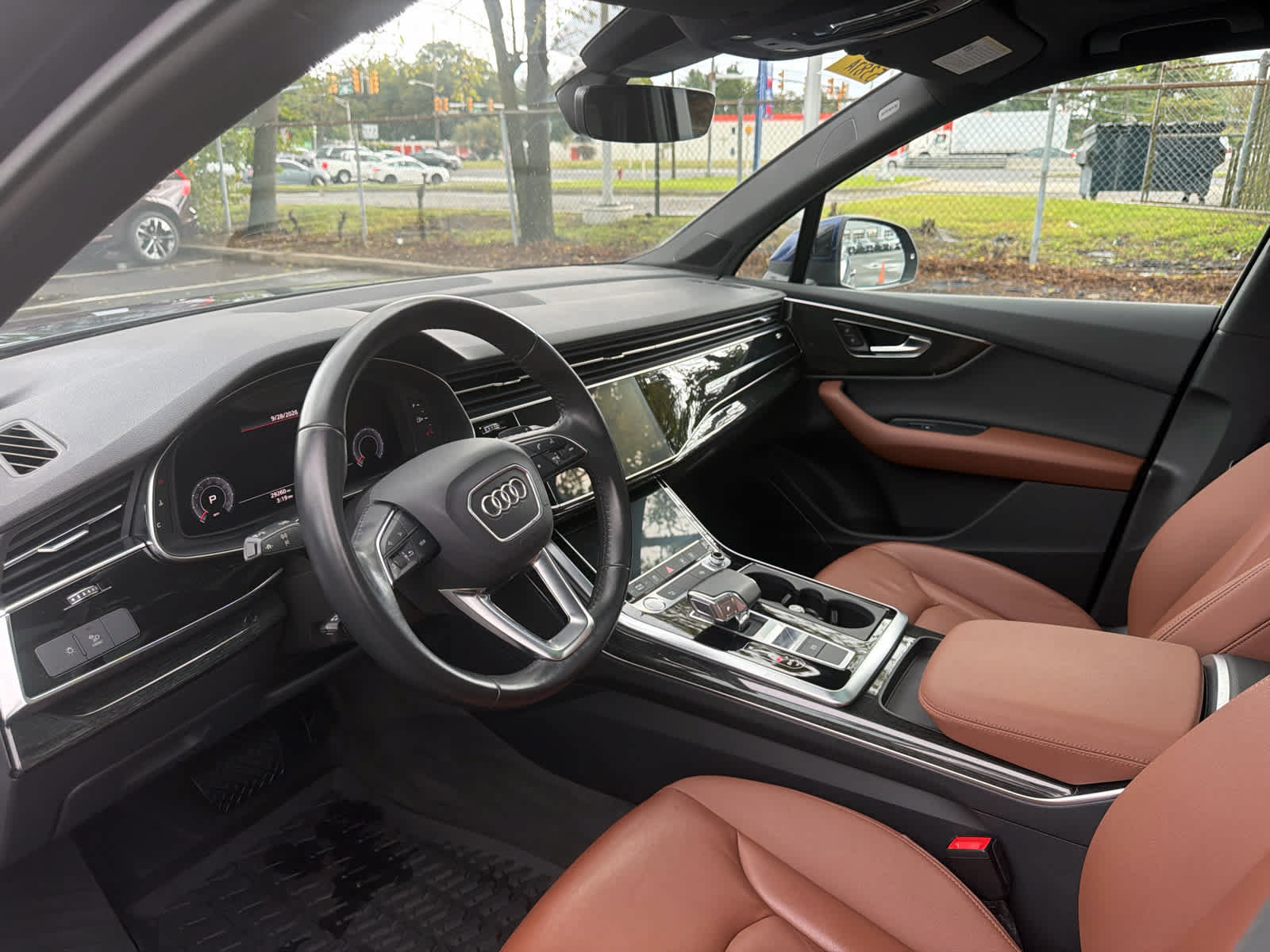 Used 2020 Audi Q7 2.0T Premium Plus w/ Premium Plus Package AWD/4WD image 14