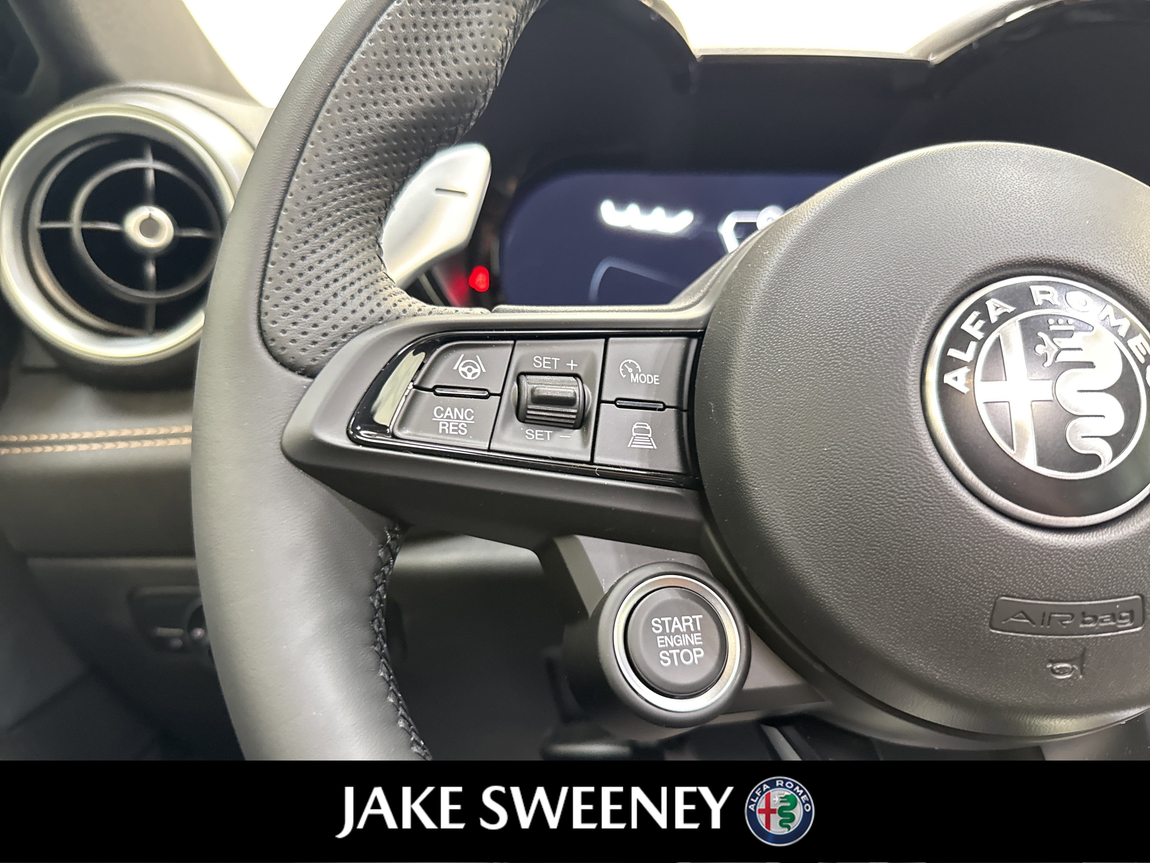 New 2026 Alfa Romeo Tonale Sprint w/ Quick Order Package 23H Volce image 16