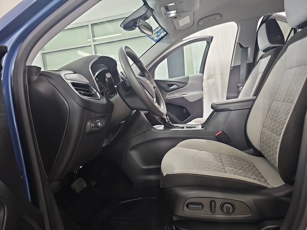 Certified 2024 Chevrolet Equinox LS w/ LS Convenience Package FWD image 18