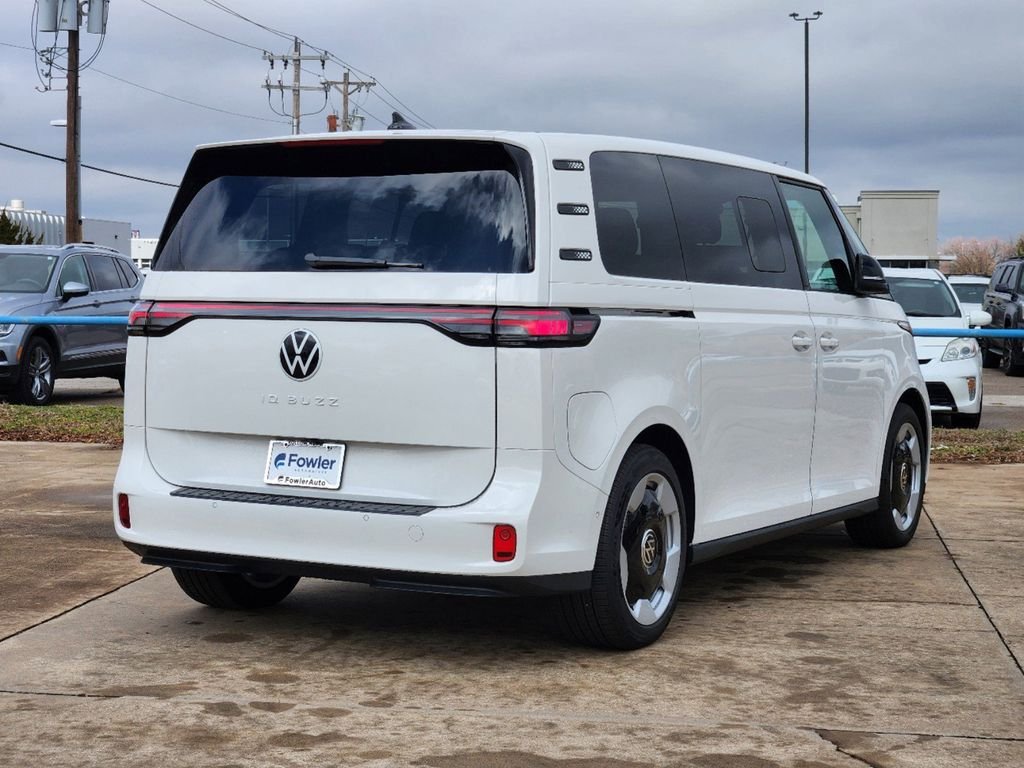 New 2025 Volkswagen ID. Buzz Pro S RWD image 4