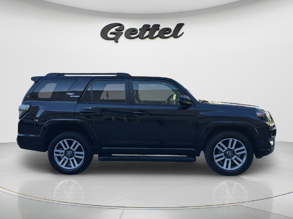 Used 2022 Toyota 4Runner TRD Sport AWD/4WD image 4