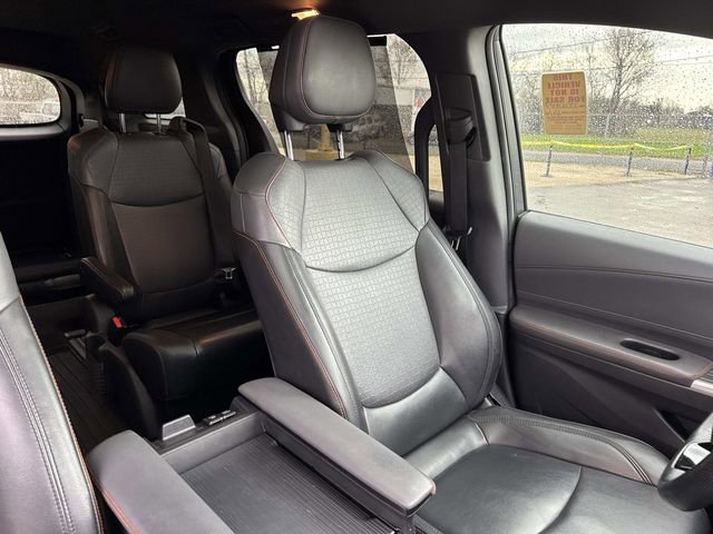 Used 2021 Toyota Sienna XSE w/ XSE Plus Package image 27