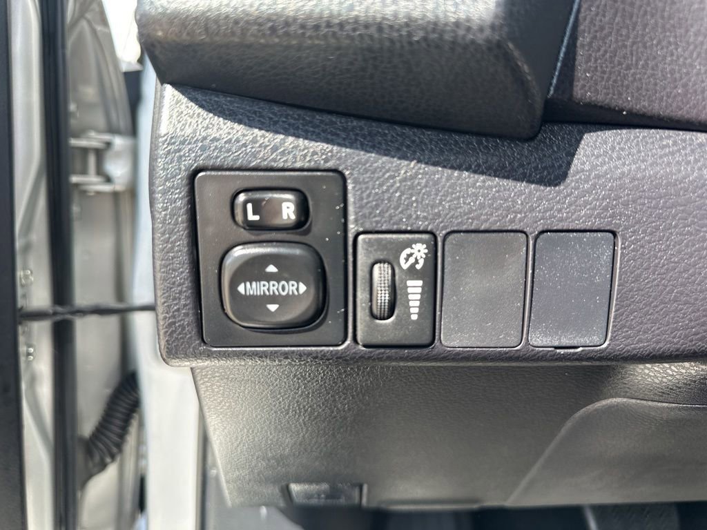 Used 2015 Toyota Corolla S Premium FWD image 14