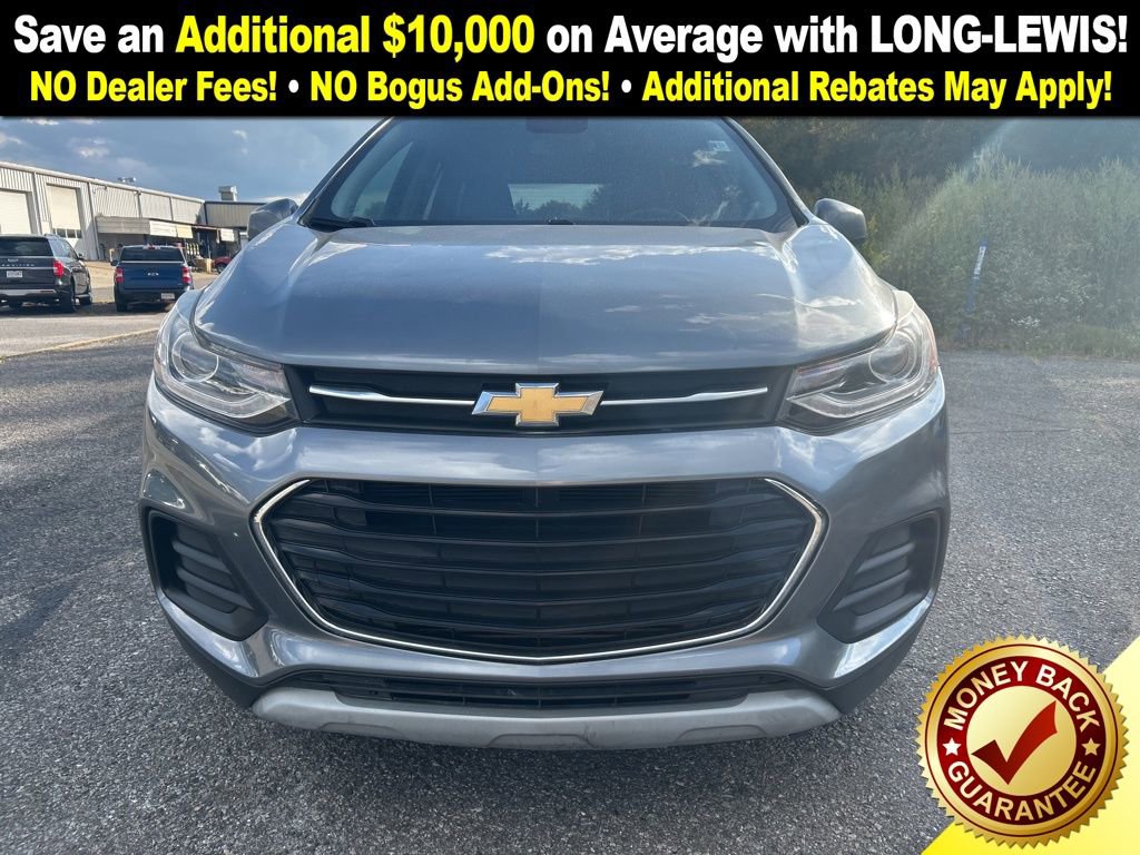 Used 2019 Chevrolet Trax LT w/ LT Convenience Package image 2