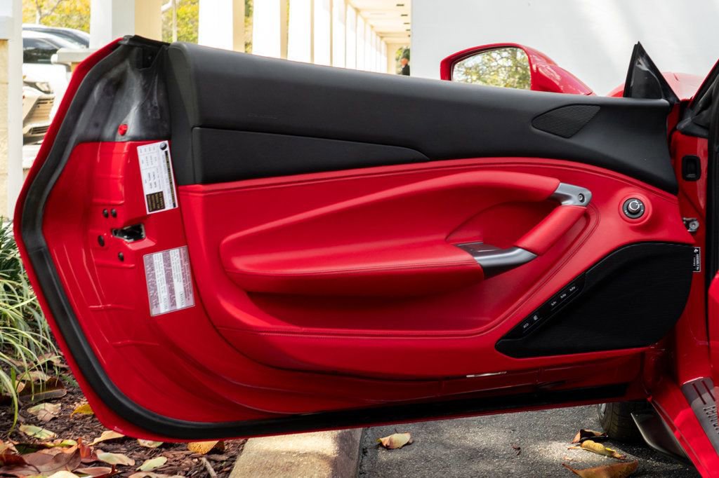 Used 2022 Ferrari F8 Tributo image 24