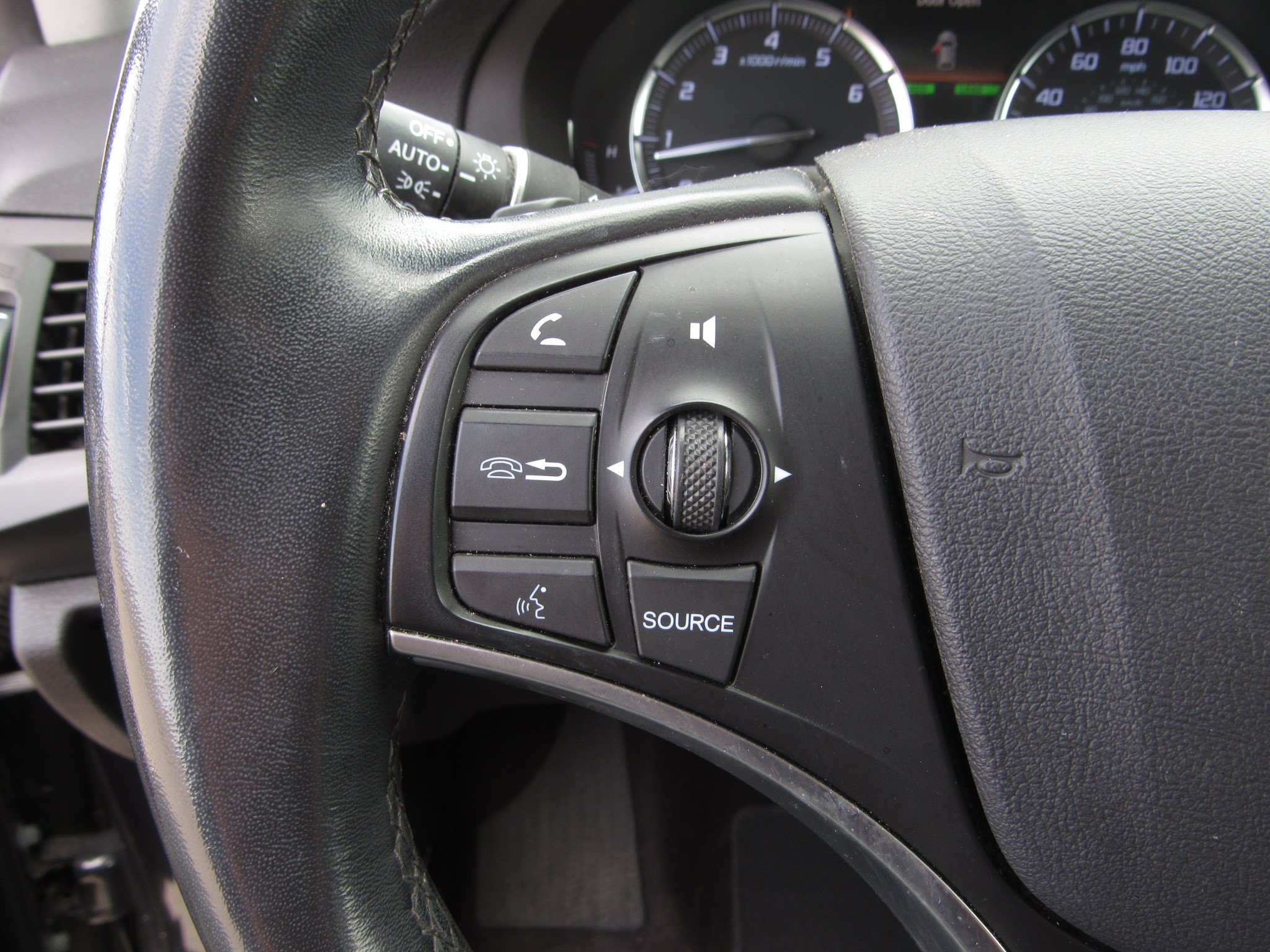 Certified 2020 Acura MDX SH-AWD w/ Technology Package image 27