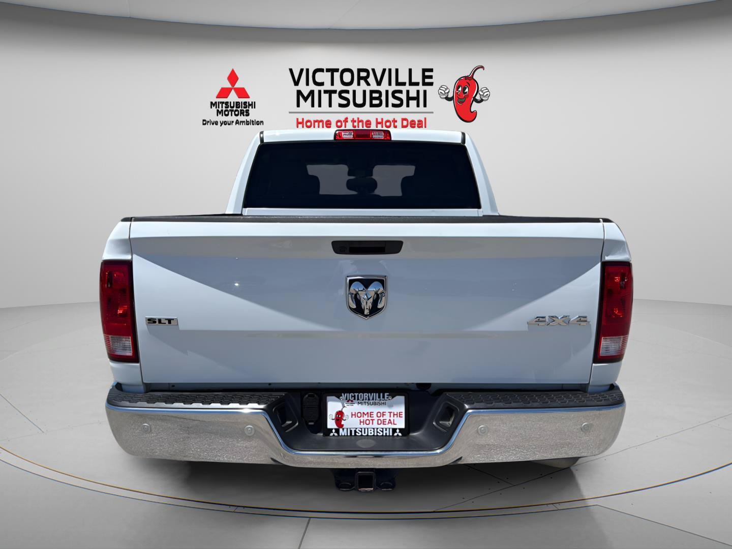 Used 2022 RAM 1500 Classic SLT w/ Electronics Group AWD/4WD image 8