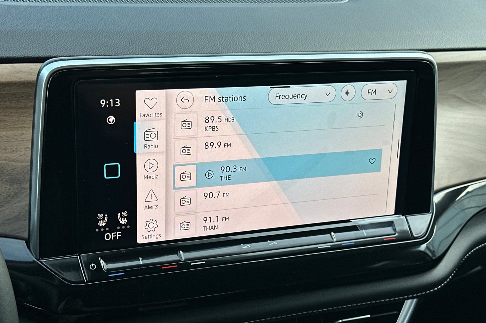 New 2026 Volkswagen Atlas SE image 17