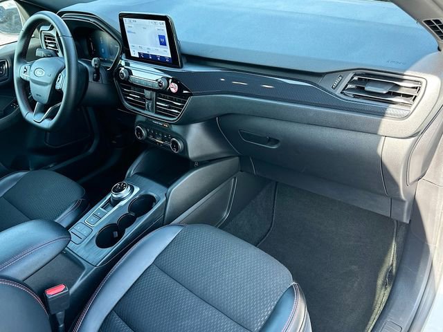 Used 2025 Ford Escape ST-Line image 27