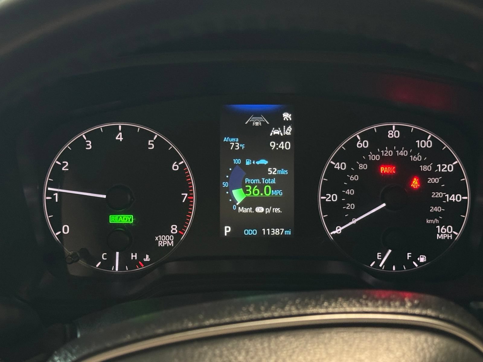 Used 2025 Toyota Corolla Cross AWD Hybrid image 28
