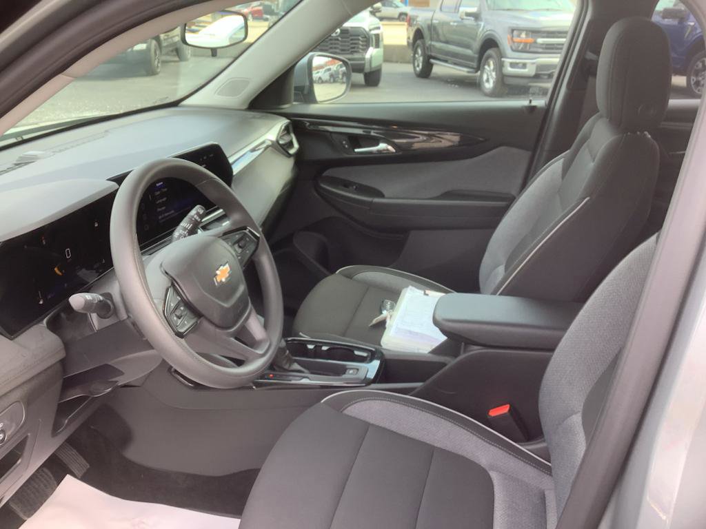 Used 2025 Chevrolet TrailBlazer LT image 10