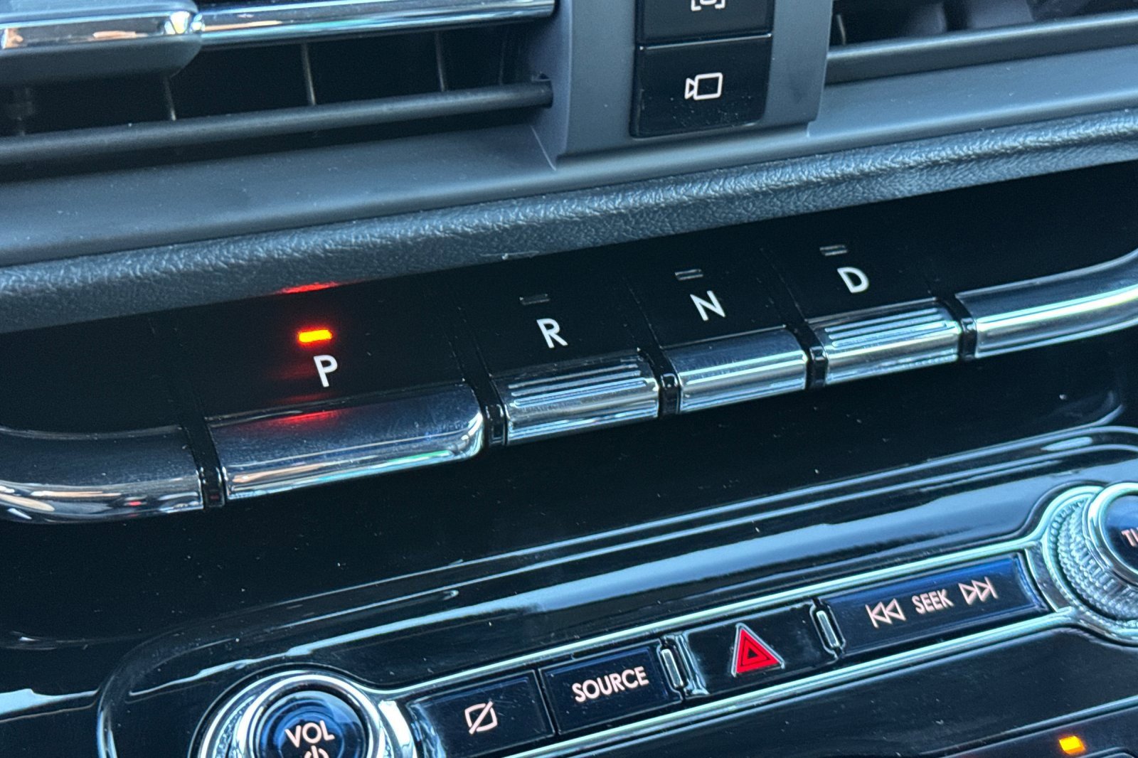 Certified 2022 Lincoln Corsair FWD image 20