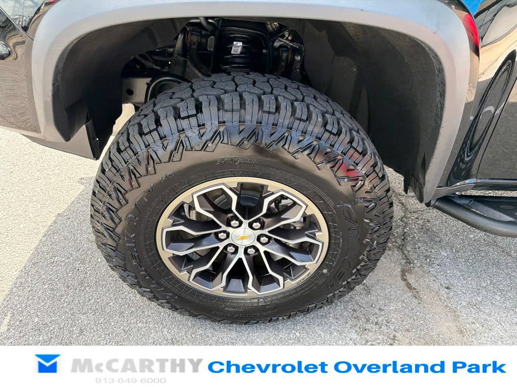 Used 2022 Chevrolet Colorado ZR2 AWD/4WD image 35