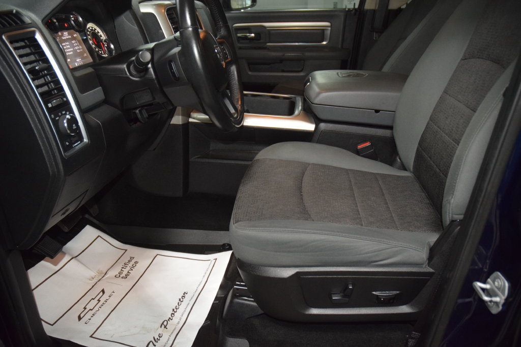 Used 2016 RAM 1500 Big Horn AWD/4WD image 34
