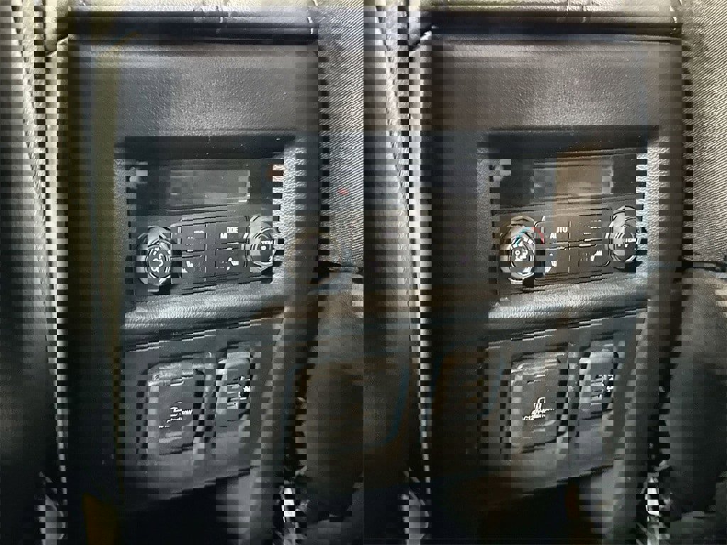 Used 2023 Chevrolet Traverse High Country w/ LPO, Floor Liner Package image 29