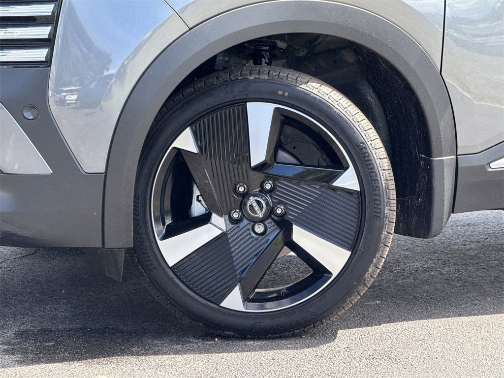 New 2026 Nissan Kicks SR image 18