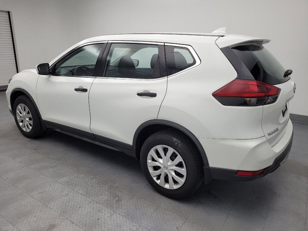 Used 2018 Nissan Rogue S AWD/4WD image 3