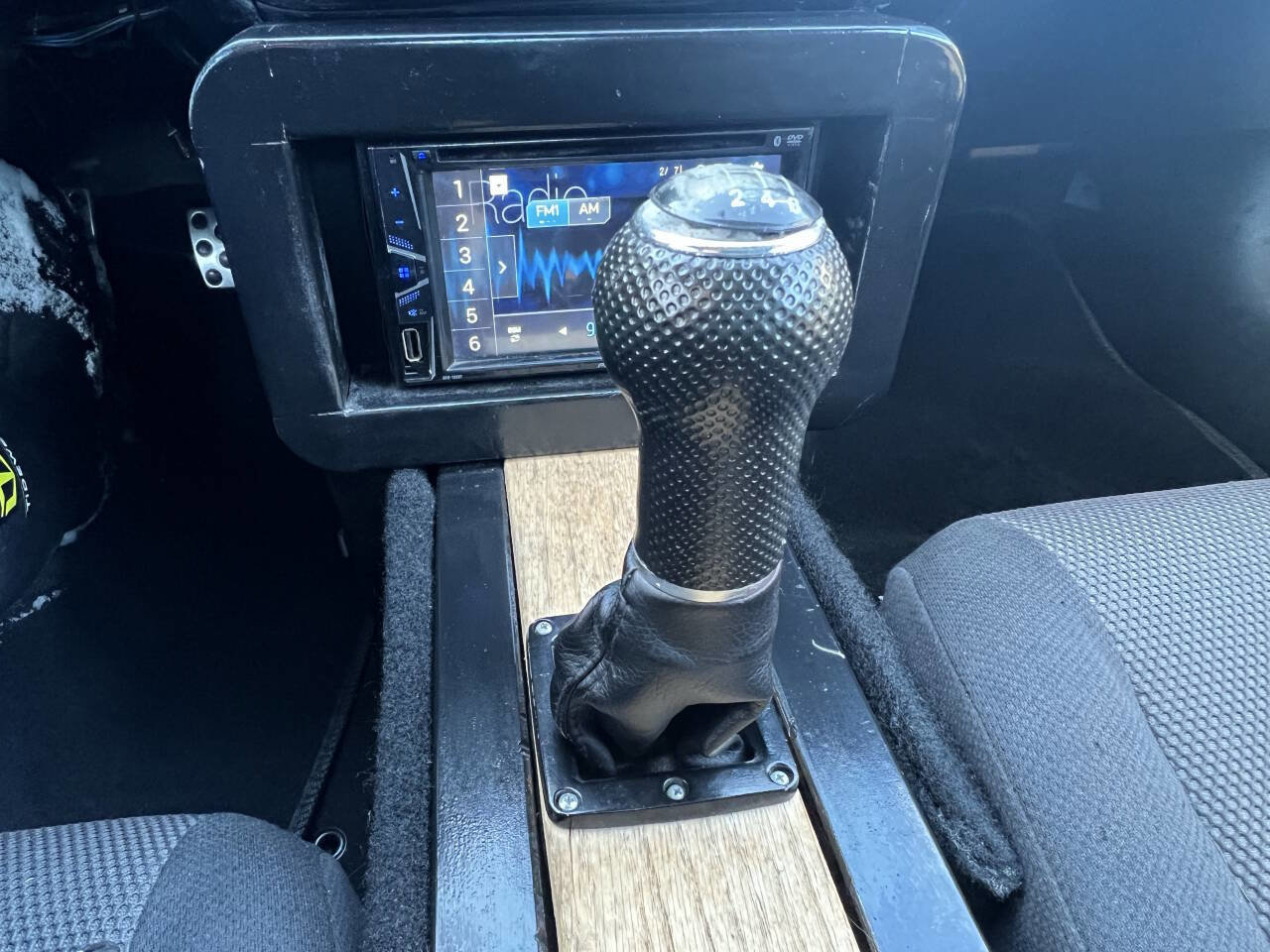 Used 2003 Toyota MR2 Base 2dr Convertible image 35