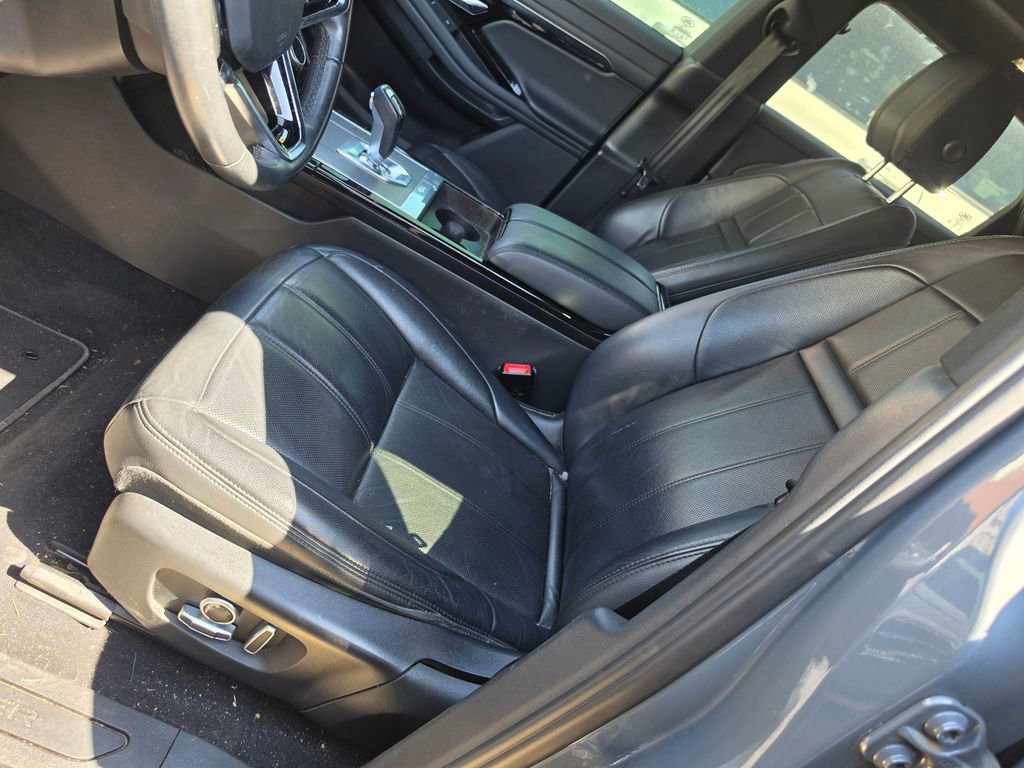 Used 2021 Land Rover Range Rover Evoque S AWD/4WD image 6