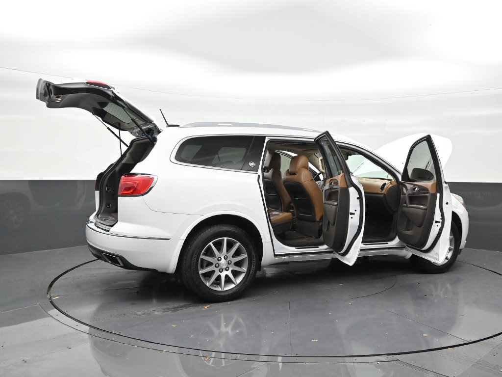 Used 2017 Buick Enclave Leather FWD image 28