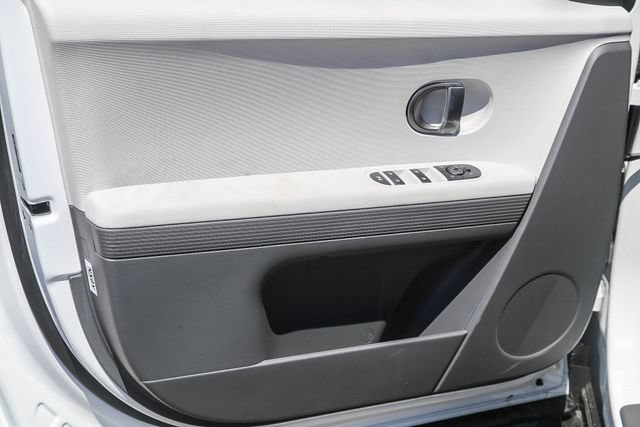New 2026 Hyundai Ioniq 5 SEL RWD image 23