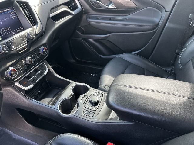 Used 2022 GMC Terrain SLT w/ Tech Package image 24