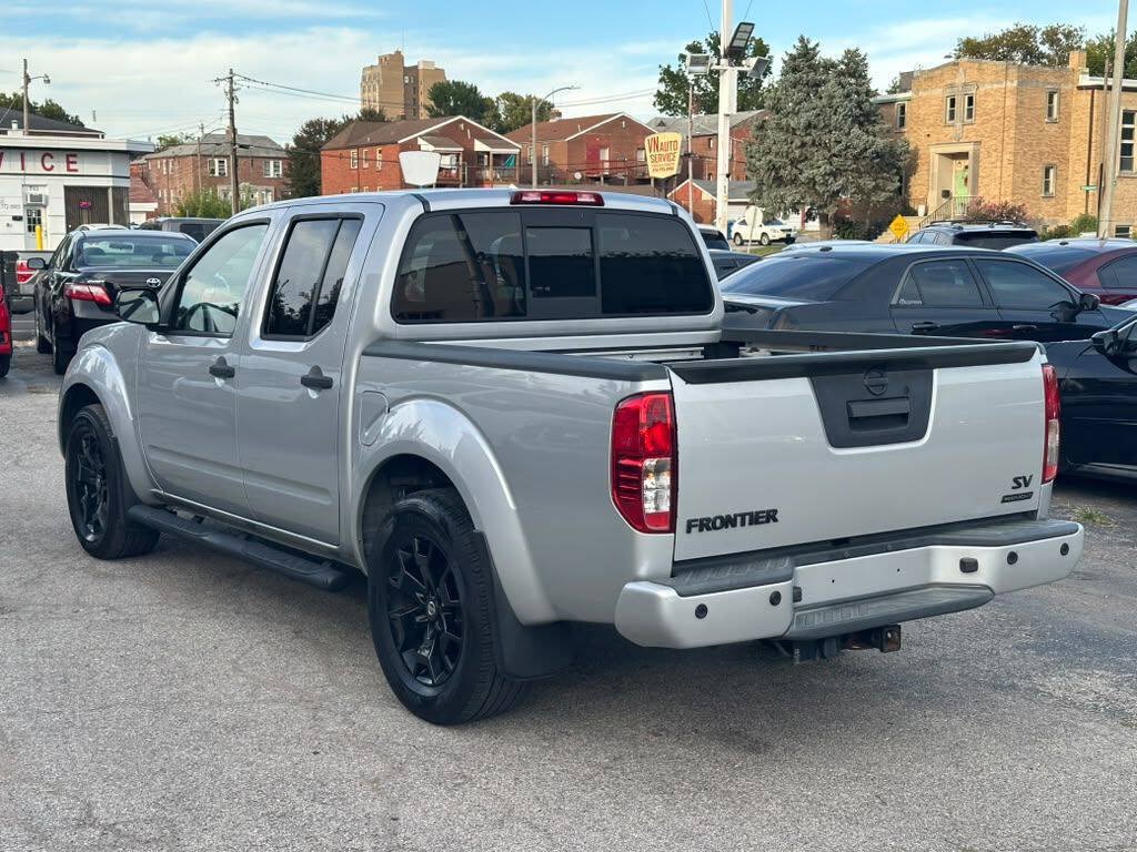 Used 2020 Nissan Frontier SV w/ Midnight Edition Floor Mats RWD image 6