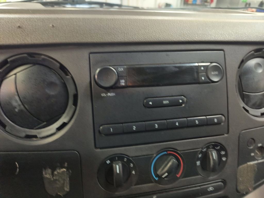 Used 2009 Ford F250 XL AWD/4WD image 21